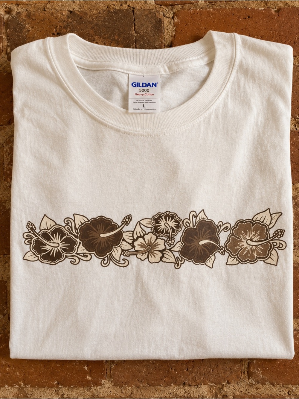 Gildan 5000 White Tee with Brown Floral Chest Band, Vintage Size L - Picture 2 of 5